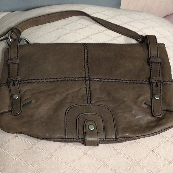 Vintage 54 soft, brown leather Fossil handbag. This bag has never been used. - Picture 4 of 9